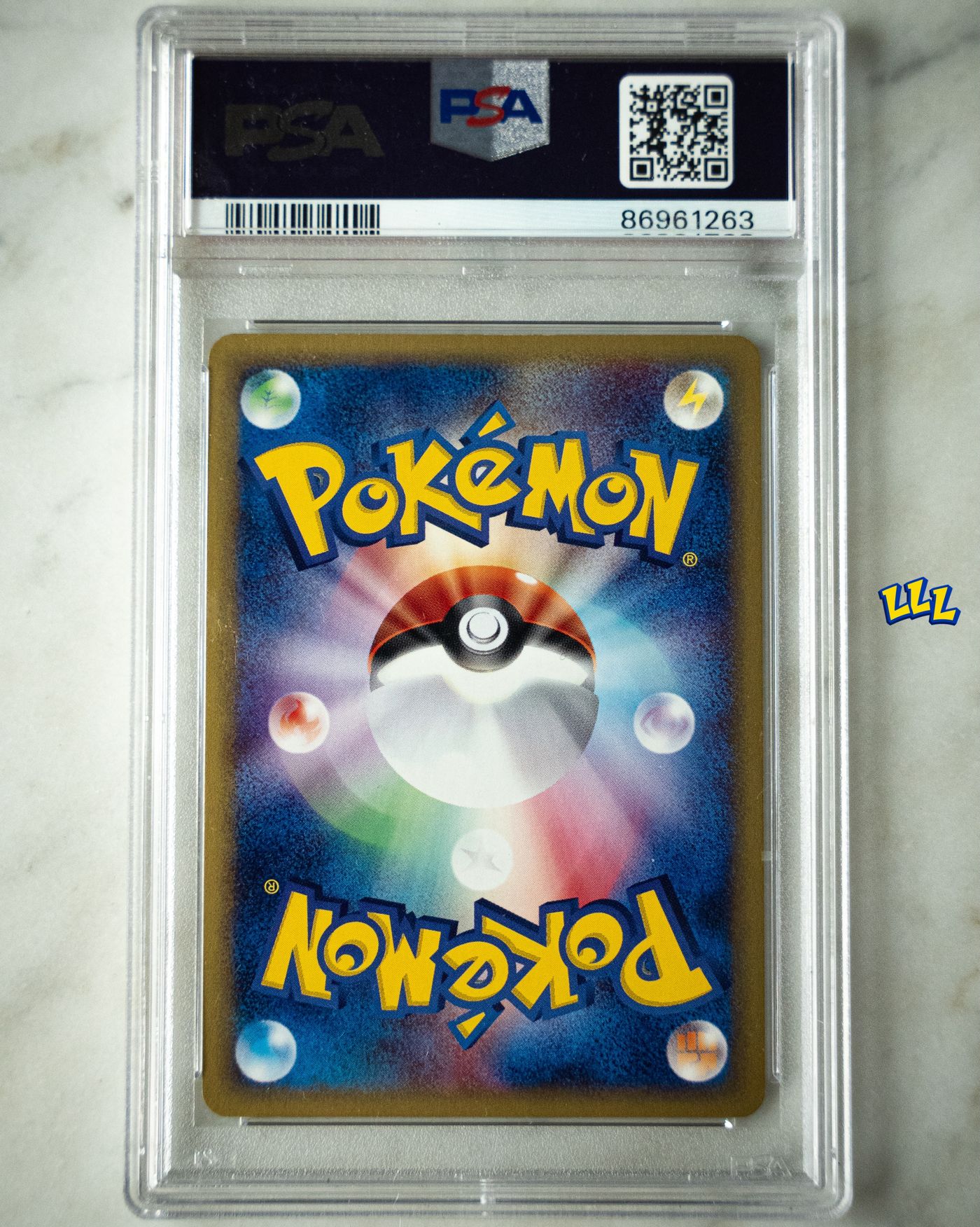 Mewtwo, photo 2 of 2